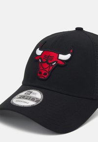 New Era HOME FIELD 9FORTY® TRUCKER UNISEX - Cap - black/red