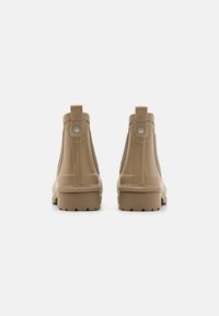 Barbour WILTON CHELSEA WELLY - Bottes en caoutchouc - sandstone