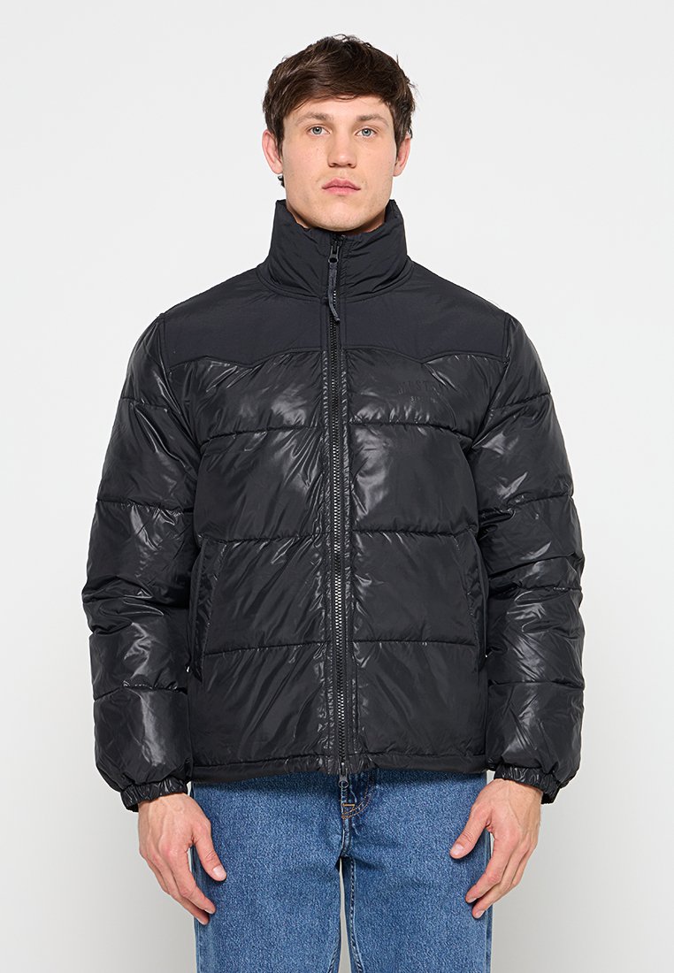 mustang Winterjas zwart mustang Winterjas zwart