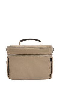 Beżowa materiałowa torba z dwoma zapinanymi na zamek komorami, płaskim wierzchem, zaokrąglonym uchwytem i bocznymi kieszeniami. Gładka tekstura z metalicznymi elementami wykończenia.