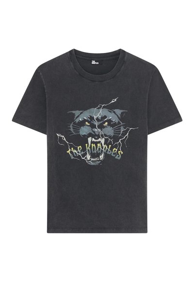 Črna bombažna majica s kratkimi rokavi, ki prikazuje grafiko panterjevega obraza z bliskavicami in napisom "The Houpples" v rumeni barvi, okrogli izrez.