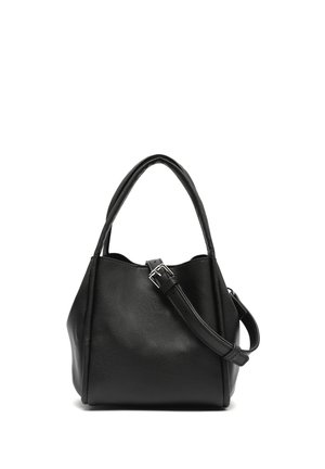 Sac à main en cuir noir avec deux poignées et une bandoulière réglable avec une boucle argentée, présenté sur un fond blanc.