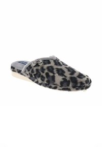 Zapatilla de casa con estampado de leopardo gris, con una parte superior suave y texturizada, forma redondeada y un lazo decorativo en el lateral. Suela de color claro.