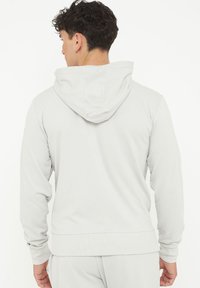 Thumbnail Image 2