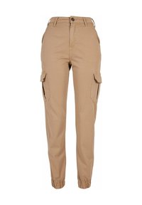 Pantalon cargo beige taille haute avec poches à rabat latérales, fermeture boutons et zip, passants pour ceinture et poignets élastiqués aux chevilles.