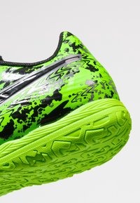Puma Botines de fútbol sala - green
