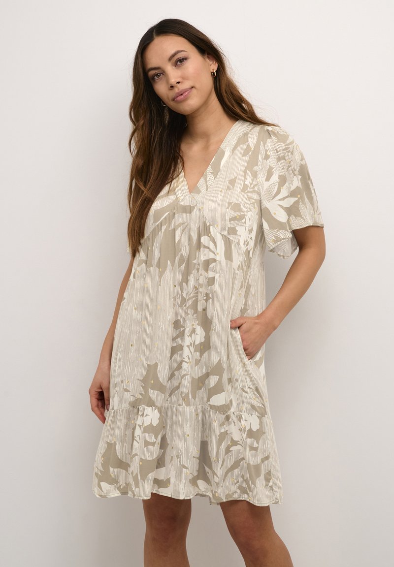 Culture Safi Bello Dress - Sand Graphia