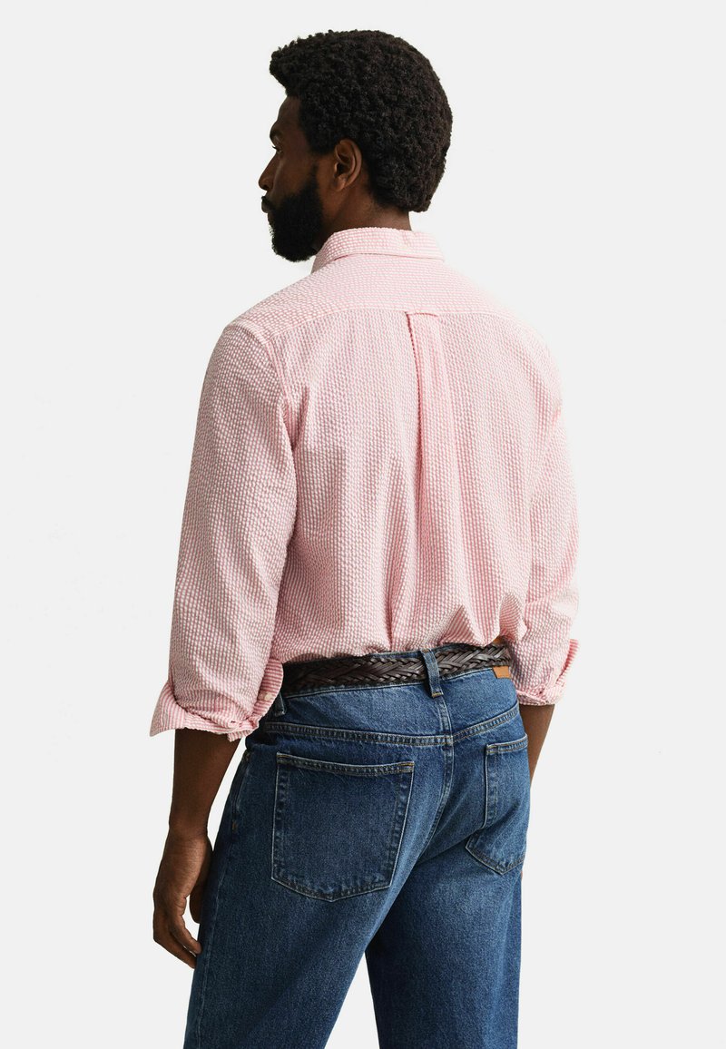 GANT REGULAR FIT STRIPED SEERSUCKER - Košile - rose pink