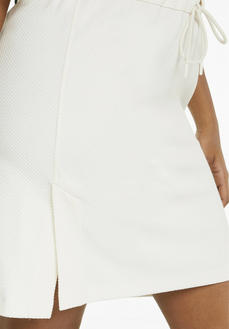 Damen Freizeitkleider | Puma HER Freizeitkleid no color/offwhite - OE54100 Damen Freizeitkleider | Puma HER Freizeitkleid no color/offwhite - OE54100