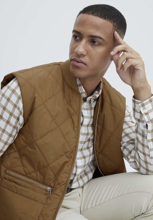 CFOlas - Waistcoat - ermine4