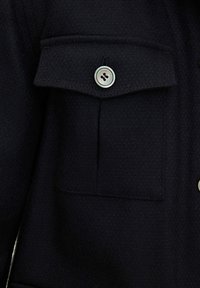 Thumbnail Image 6