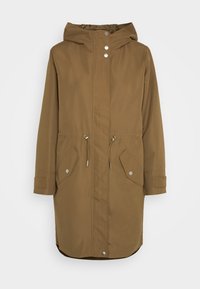 Parka impermeabile marrone con cappuccio, chiusura con bottoni, vita regolabile con coulisse e tasche laterali. Presenta una texture liscia e polsini elasticizzati.