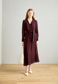 Marc O'Polo DRESS WRAP STYLE FEMININE SHAPE - Dnevna haljina - red black