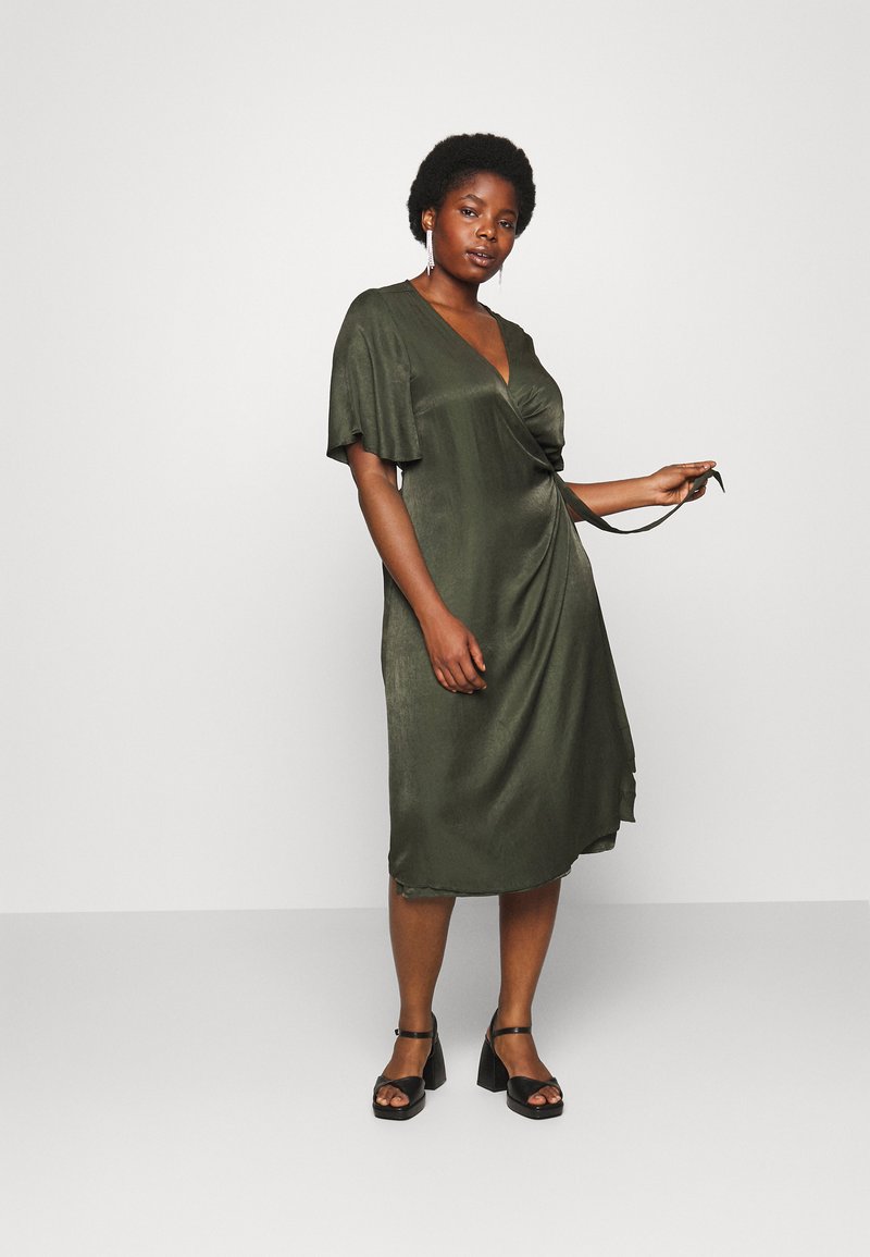 Only Carmakoma Junia dress olive