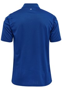 Korte ærmer polo shirt i ensfarvet blå, lavet af åndbart stof. Har en klassisk krave og en diskret logo detalje på ryggen.