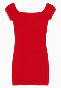 Robe rouge décolletée, en tissu côtelé, avec une silhouette ajustée, de courtes manches tombantes et une texture lisse sans motifs ni ornements.