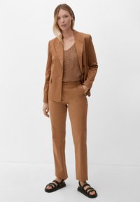 s.Oliver BLACK LABEL REGULAR MIT STRAIGHT LEG - Chinosy