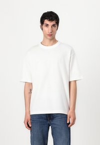Selected Homme - SLHRELAXCHESTER SS BINDING O NECK  - T-shirt basique - egret Image miniature 1