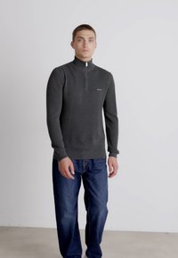 GANT HALFZIP - Stickad tröja - antracit melange