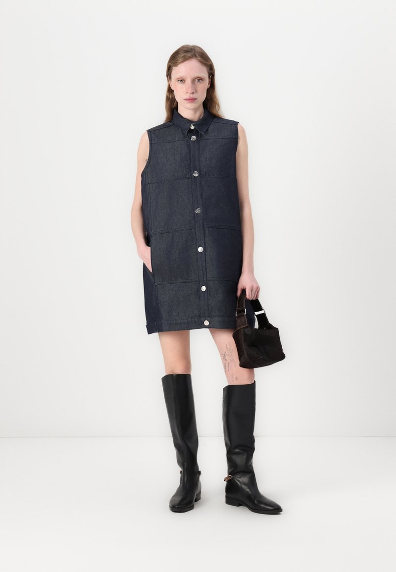 BLANCHE Robe en jean rinse/raw denim