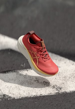 GEL NIMBUS 27 - Chaussures de running sur route - dark pink clay/orange glow
