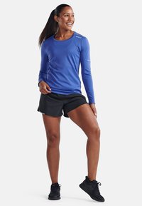 2XU AERO - Maglietta a manica lunga - marlin hydrangea reflective