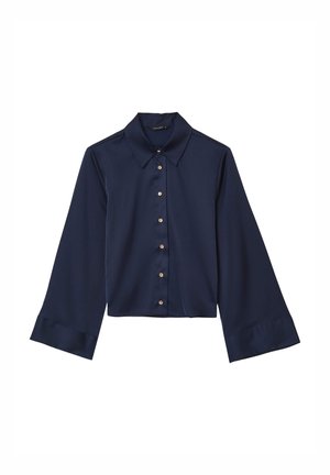 Blusa blu navy a maniche lunghe realizzata in tessuto liscio, con colletto a punta e bottoni dorati lungo il davanti; vestibilità ampia con polsini larghi.
