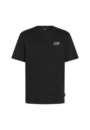 Zwart t-shirt met korte mouwen van katoen. Bevat een klein wit logo aan de bovenlinke kant en heeft een rechte snit.