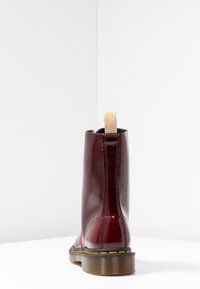 Dr. Martens Stivaletti stringati - red