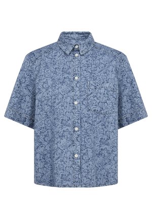 Košulja kratkih rukava od svijetloplava materijala s cvjetnim uzorkom, dugmetima sprijeda i džepom na lijevoj strani prsiju. Klasičan dizajn ovratnika.