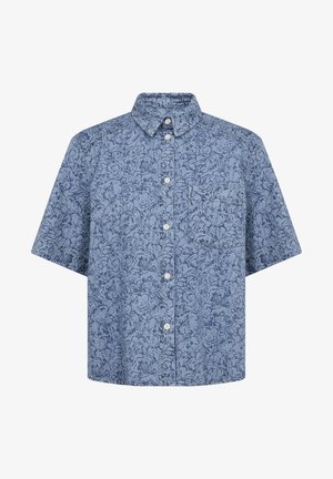 Košulja kratkih rukava od svijetloplava materijala s cvjetnim uzorkom, dugmetima sprijeda i džepom na lijevoj strani prsiju. Klasičan dizajn ovratnika.