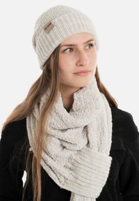 Knit Factory HAZE - Muts - beige