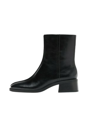 Stradivarius, BASIC HEELED BOOTS - Bottines - black