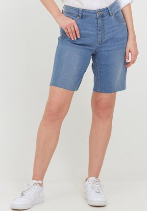 BYLOLA BYKARISE SHORTS - Denim shorts - ligth blue denim