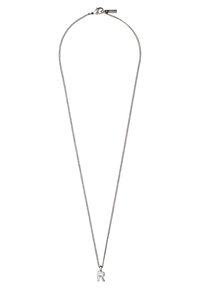 Silberne Halskette mit feiner Kette und einem kleinen Buchstaben "R" Anhänger. Die Kette hat einen Federringverschluss und ein minimalistisches Design.
