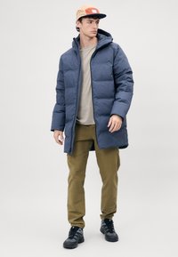 Patagonia JACKSON GLACIER PARKA - Kaput ispunjen paperjem - smolder blue