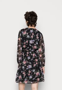 ONLY ONLCERA 3/4 SHORT WVN - Vestido camiseiro - black/selma