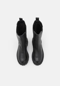 Peter Kaiser Stivali con plateau - black