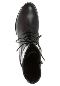 Botte basse en cuir noir avec bout rond, lacets et fermeture éclair latérale. Texture lisse et design minimaliste sans motifs ni accents.