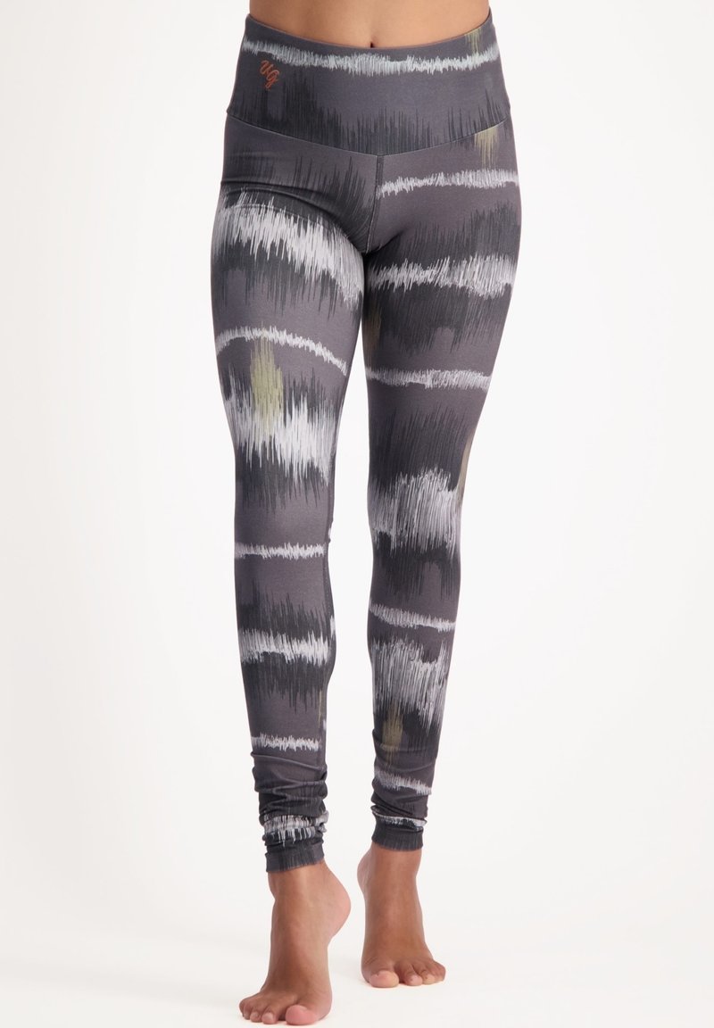 Urban Goddess Satya Yoga - Trikoot - chaco