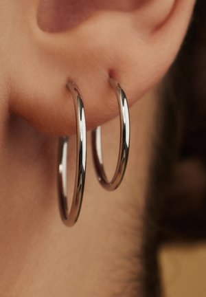 Isabel Bernard Saint Germain Cerise - Boucles d'oreilles - weißgoldfarben