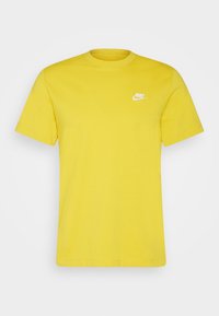 Nike Sportswear CLUB TEE - Navadna majica - gelb/weiss