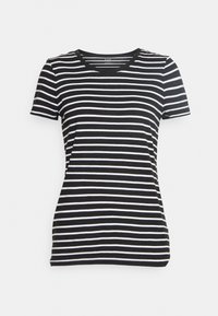 Camiseta de manga corta a rayas en blanco y negro con cuello redondo, hecha de una tela suave, que presenta rayas horizontales distribuidas de manera uniforme.