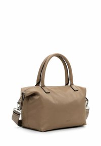 Beige tote bag lavet af glat syntetisk materiale, med to korte håndtag og en aftagelig skulderrem. Lynlåslukning med sorte detaljer.