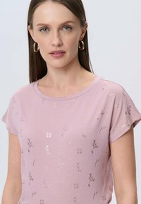 Greenpoint - T-shirt z nadrukiem