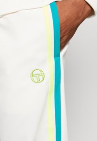 Sergio Tacchini DAMARINDO TRACKSUIT SET - Trainingspak - vanilla ice/blue grass