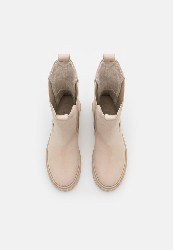 Platform boots - antelope4