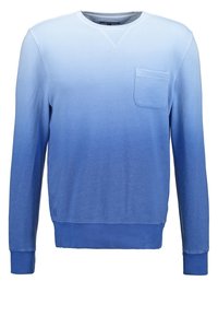 Sudadera de cuello redondo de manga larga con bolsillo en el pecho, que presenta un degradado azul que va de claro en la parte superior a oscuro en la parte inferior.