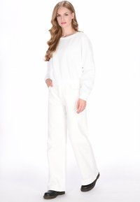 Niet geselecteerd, cloud white