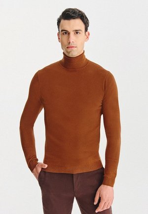 - Sweter